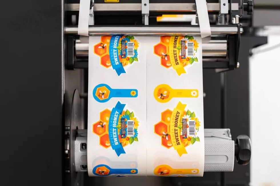 DLF-220S Dual Label Finisher